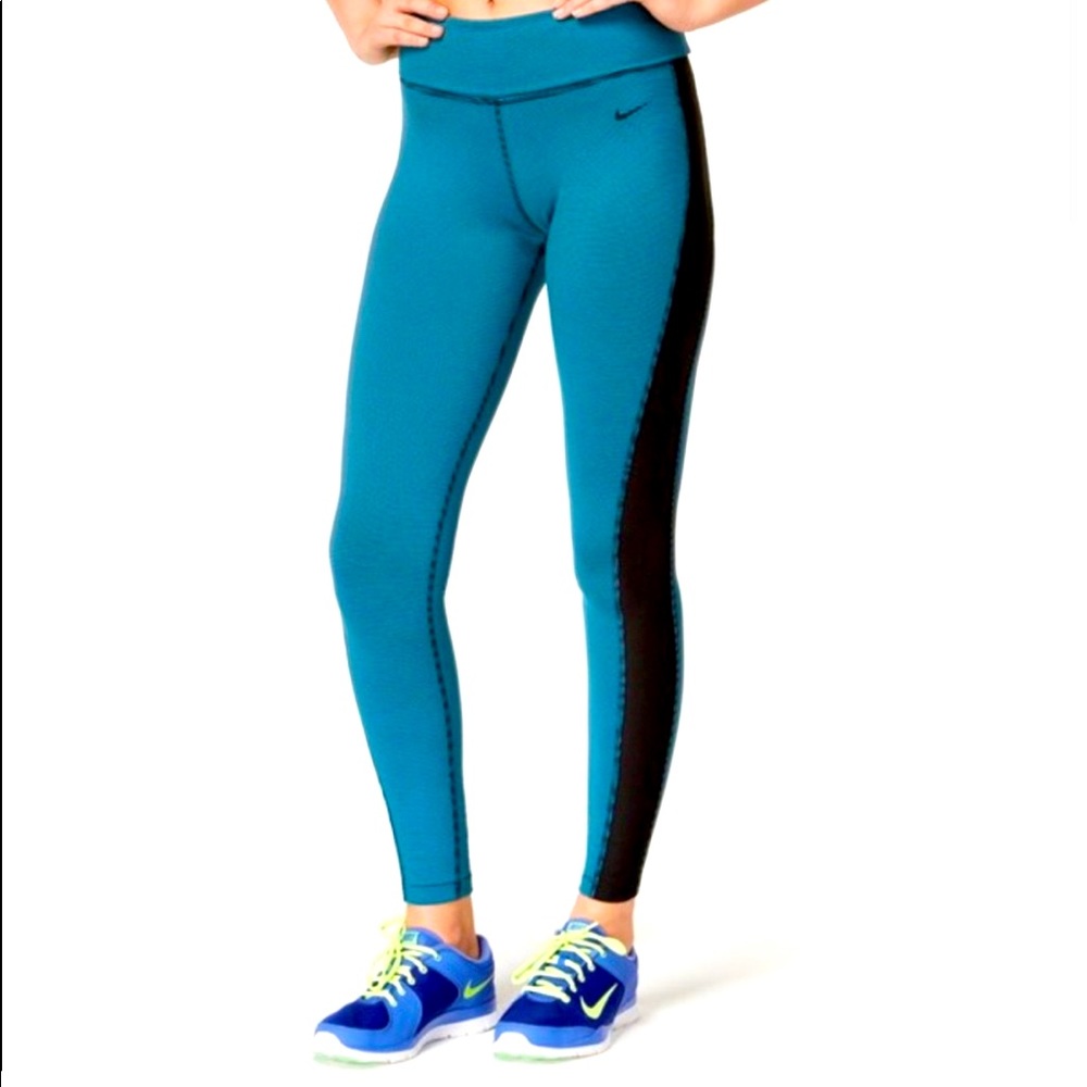 NIKE DriFit Striped High Waisted Foldable Leggings